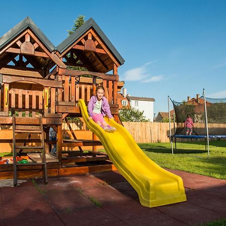 Apartmány Zaria Bešeňová Zewnętrze zdjęcie