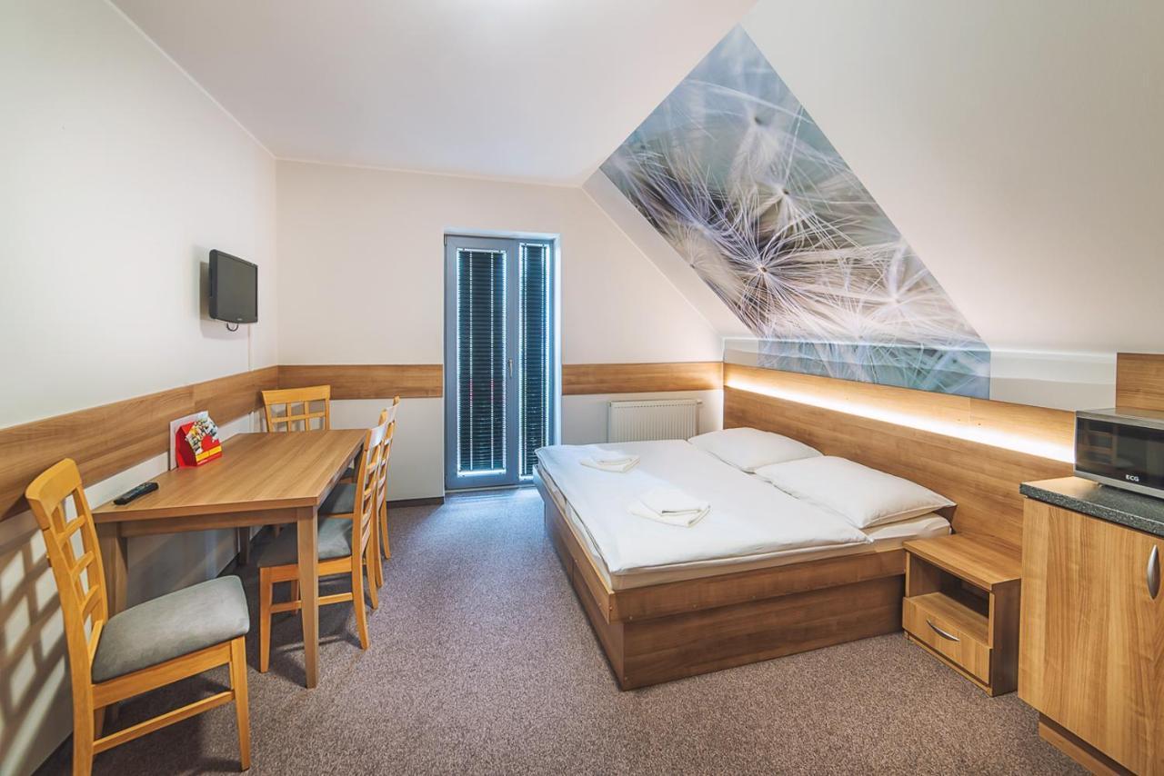 Apartmány Zaria Bešeňová Zewnętrze zdjęcie