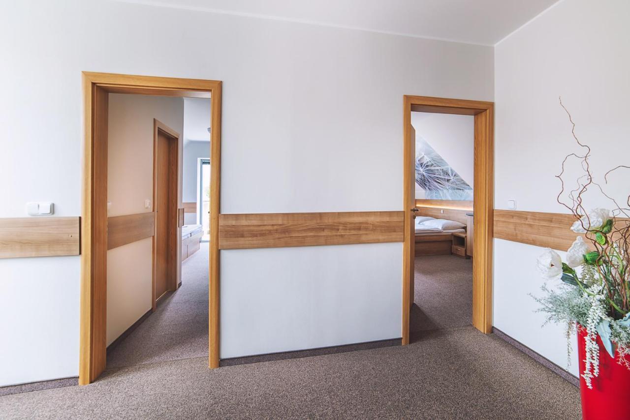 Apartmány Zaria Bešeňová Zewnętrze zdjęcie