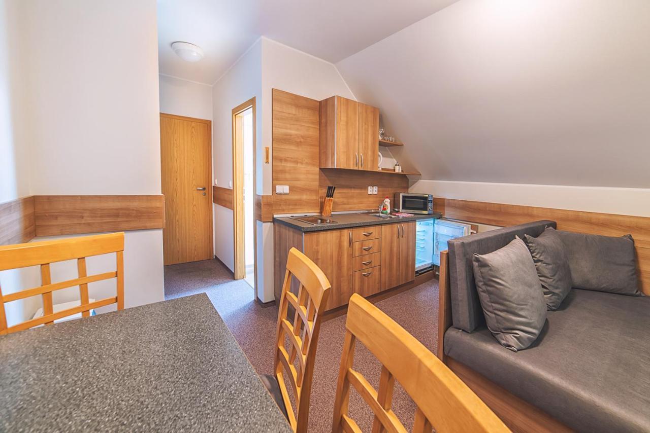 Apartmány Zaria Bešeňová Zewnętrze zdjęcie