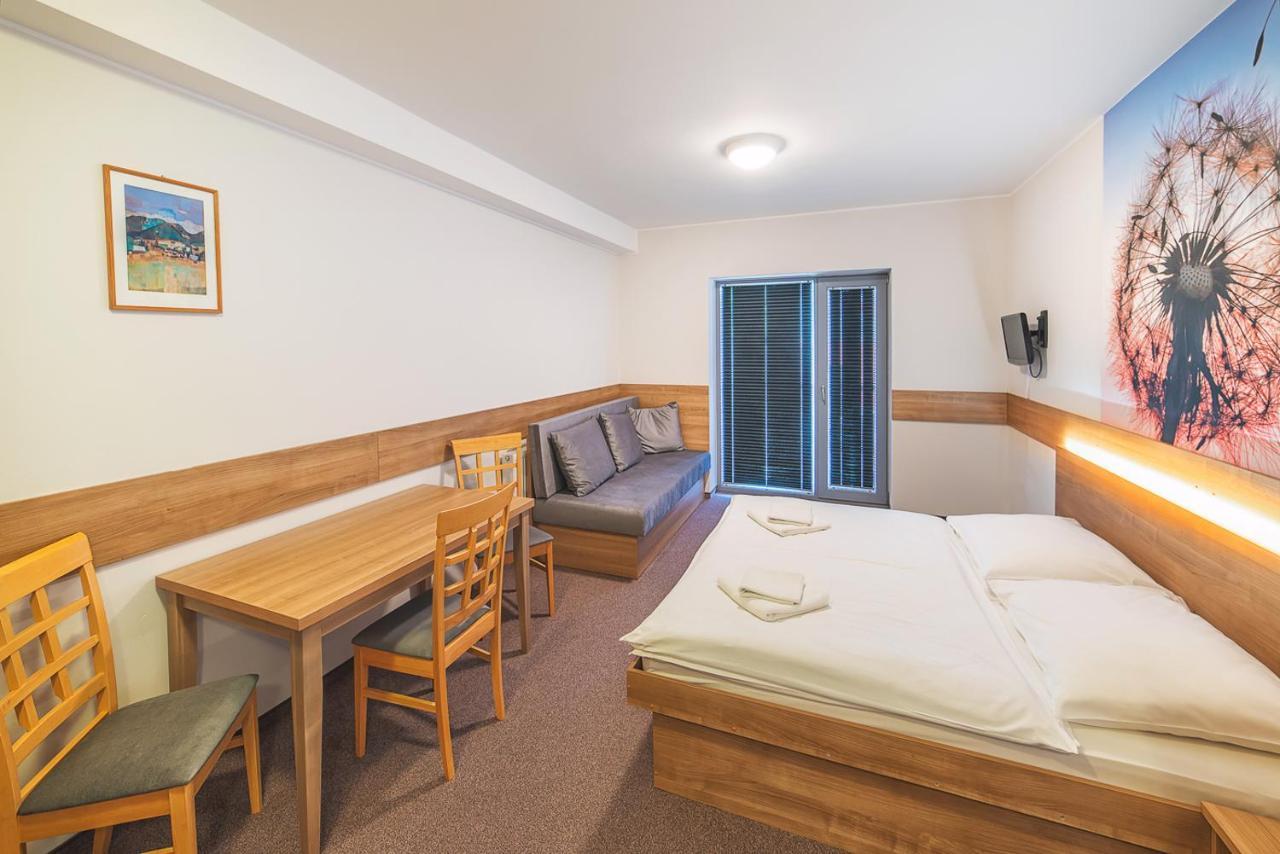 Apartmány Zaria Bešeňová Zewnętrze zdjęcie